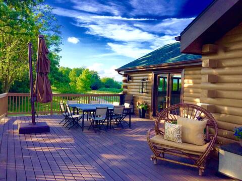 The Retreat: 5 Acre Log Cabin