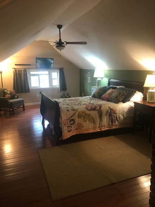 Upstairs bedroom