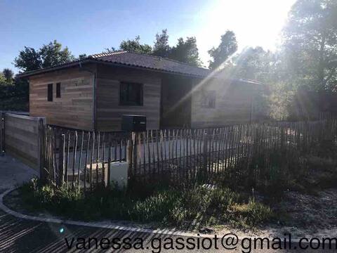 Wooden house 4 Ch Jacuzzi & Pool with BED and MIX