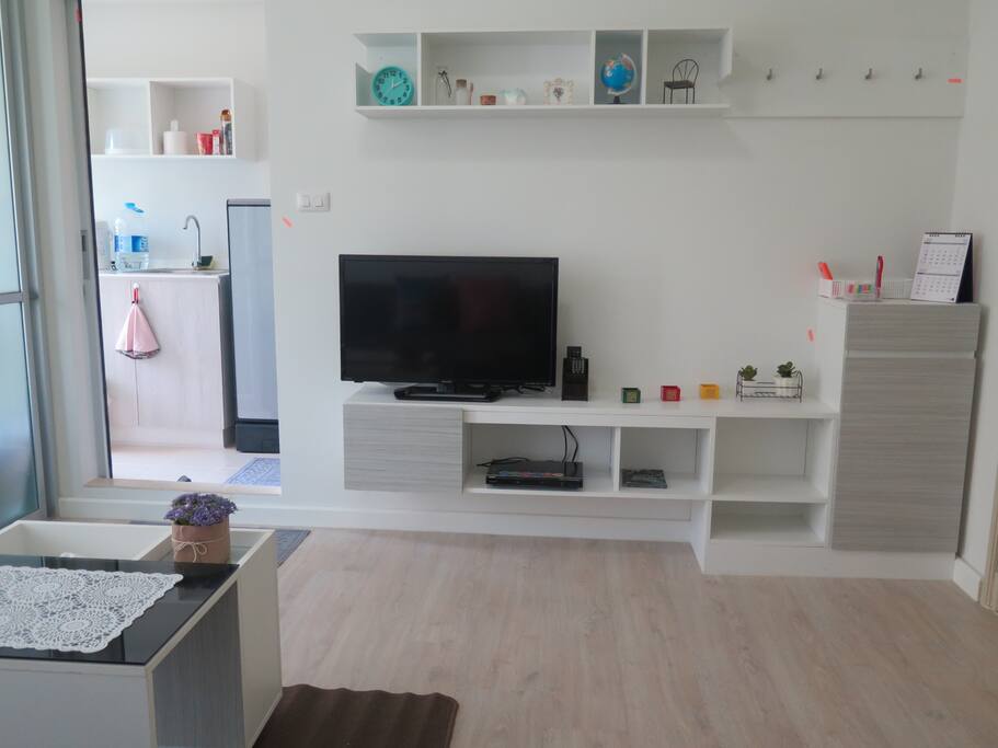 TV