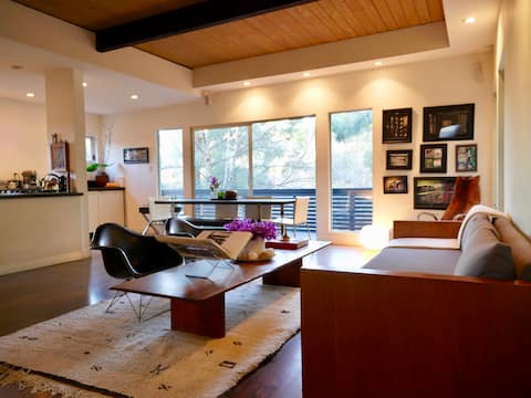 Hollywood Hills getaway above the Chateau Marmont