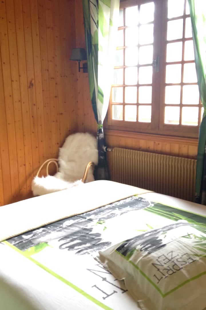 მწვანე ოთახი 1 საწოლი 160 საწოლი