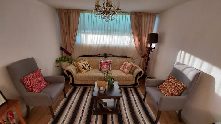 Ubicadísimo, De 3rec. Planta Baja Para 6pax - Morelia