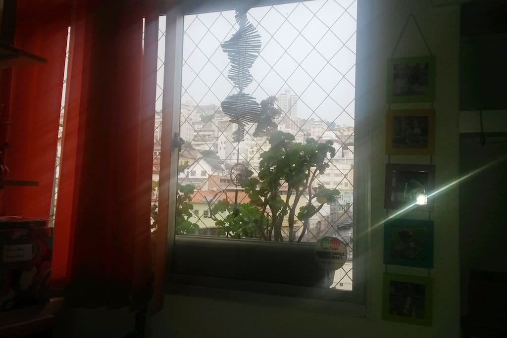janela do quarto de hóspede