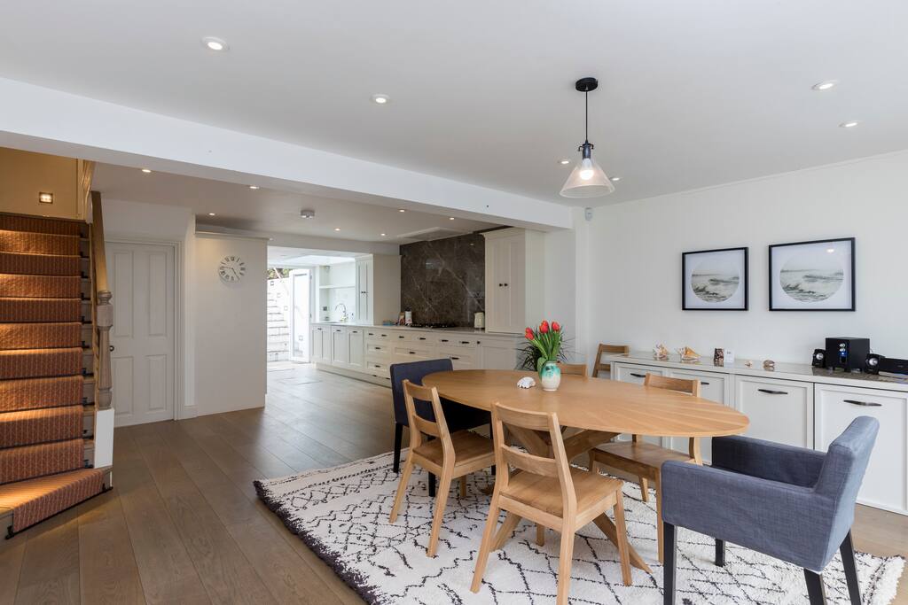 The open plan kitchen and dining space