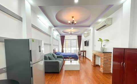 Home-Away From Home, Near Ben Thanh