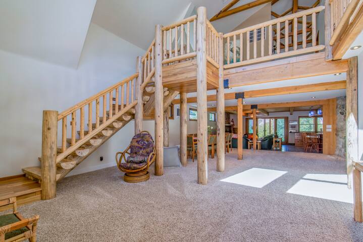 The Lazy Crane A Luxury Cabin On The Kern River Cabins For Rent
