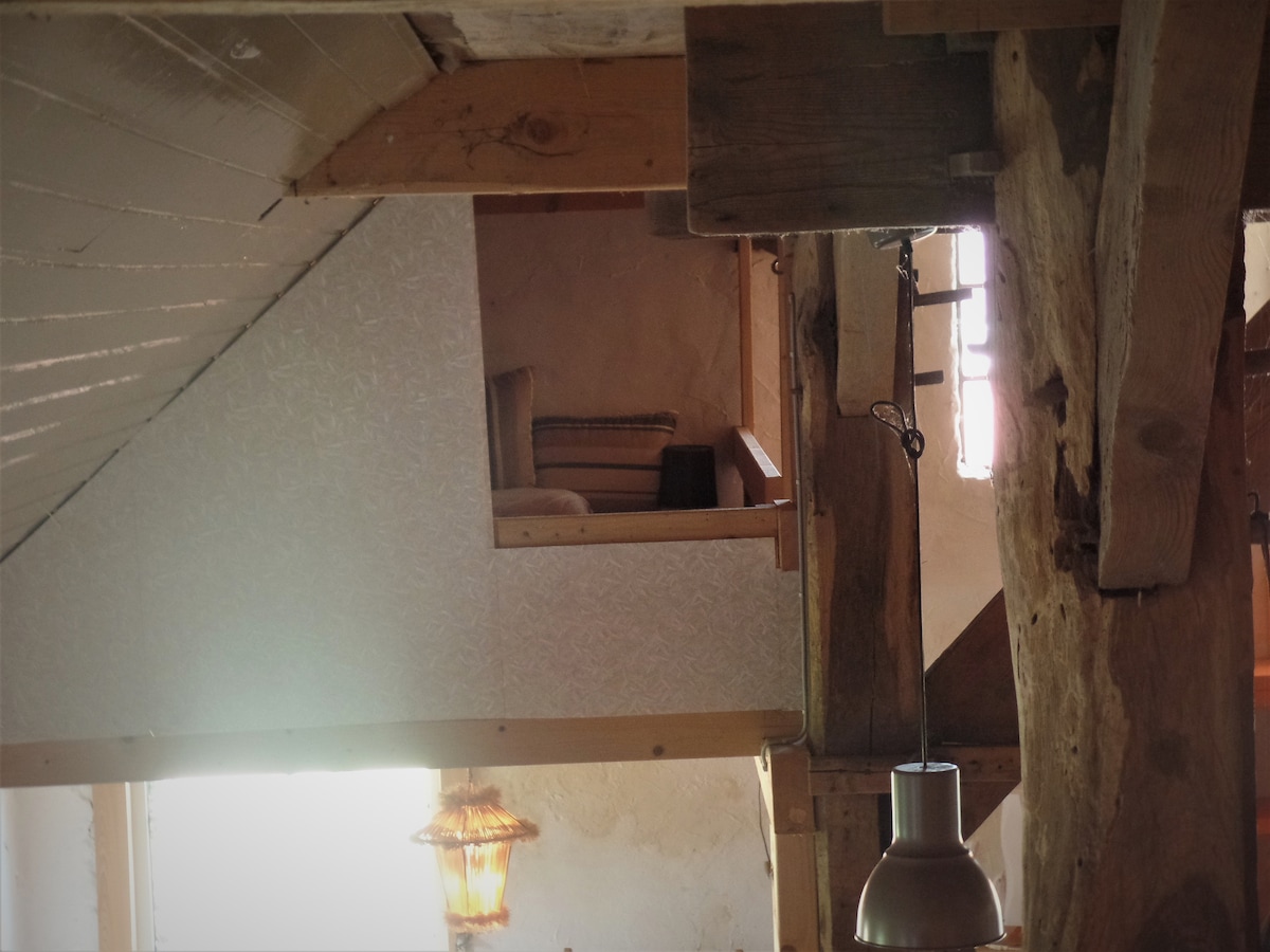 Hayloft temprano, ahora área para dormir para una o dos personas