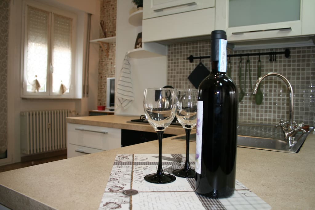 fully equipped kitchen