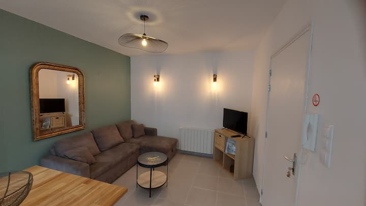 Appartement Avec Terrasse Centre Historique - L'Isle-sur-la-Sorgue