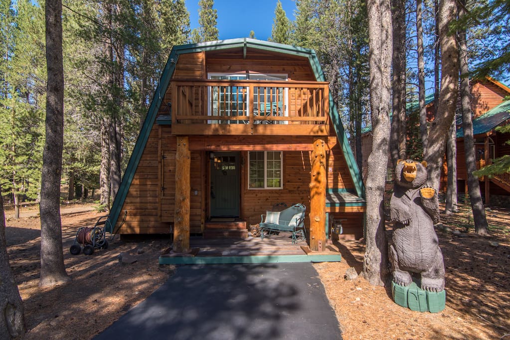 The Truckee House Rustic Tahoe Donner Cabin Cabins for Rent in