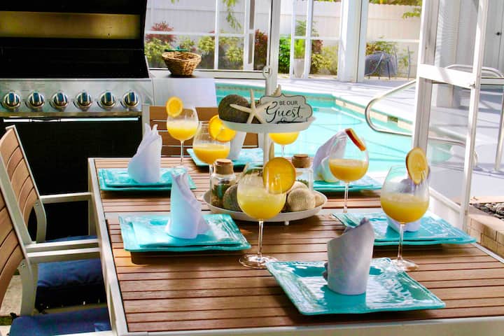 Cheerful Pool 3-bedroom Luxury Cape Coral Villa - ケープコーラル, FL