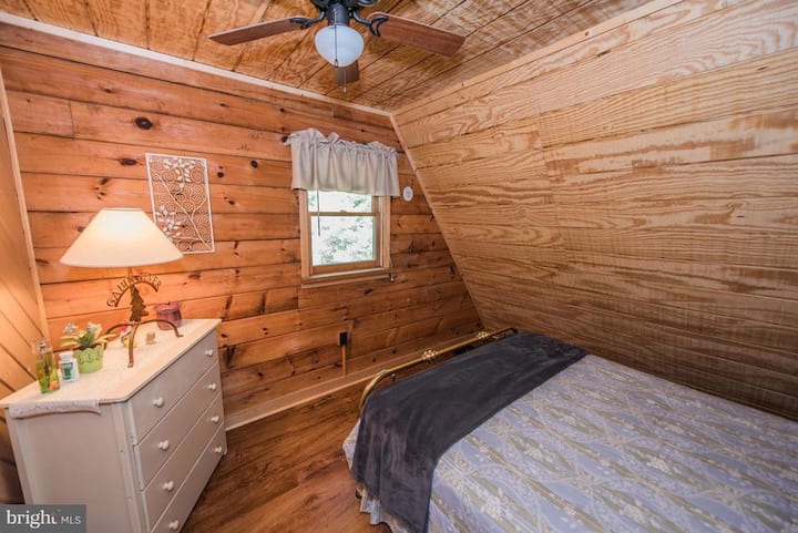 ห้องนอนบนชั้น 2 