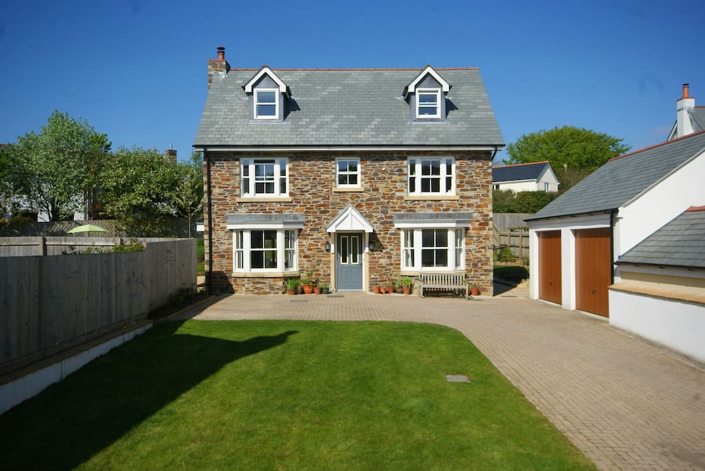 8 Old Tannery Lane