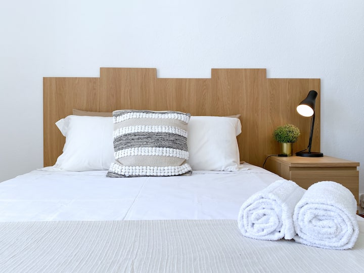 Quarto 2 (جناح) |
الحمام 2 (مع حمام خاص)