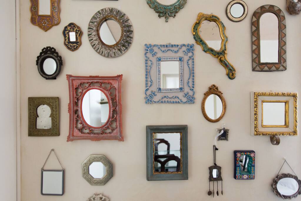 details on the living room' s wall