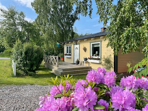 Cozy house by the sea, nice nature! Close to Kullaberg