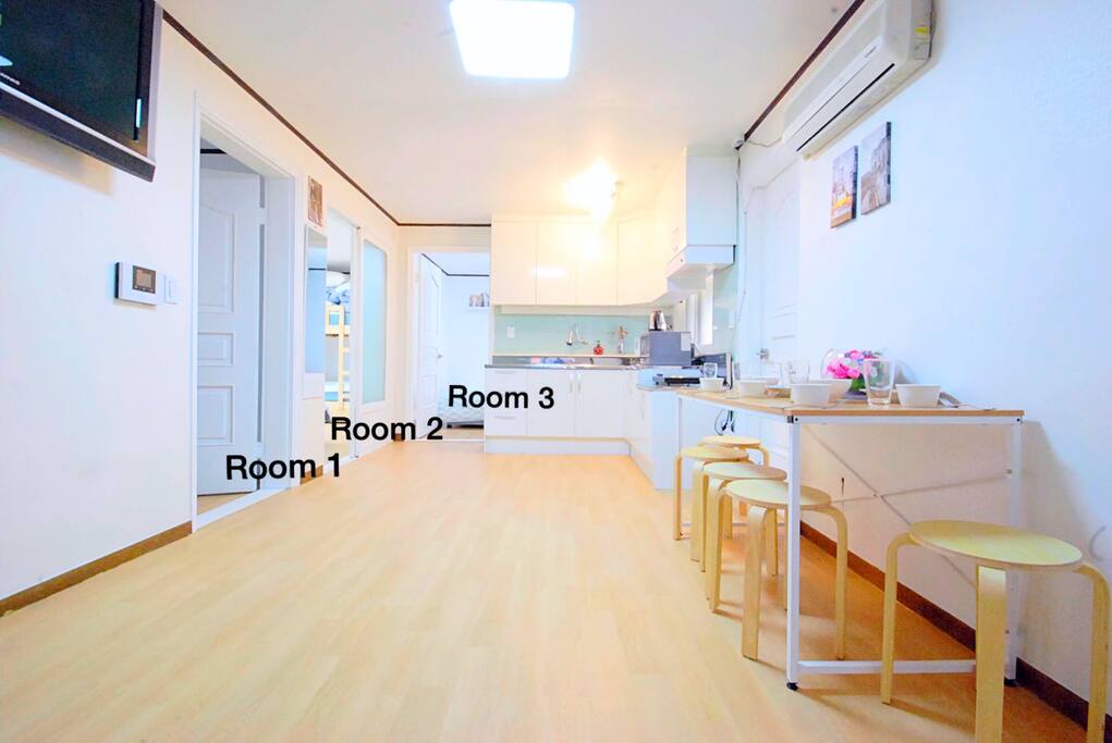 All rooms are yours!!!!
No one shares with you
We rent out whole house for you ^^
Don't get confused with it♥♥