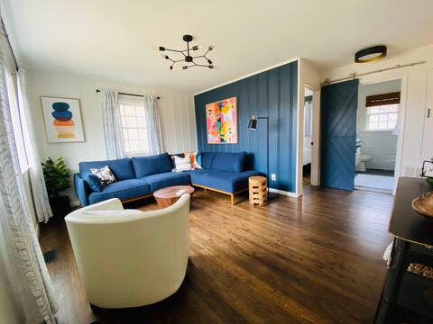 Bright and Cozy Urban Bungalow