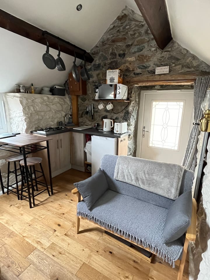 Perfect Retreat For Couples, Cyclists & Walkers. - Beddgelert