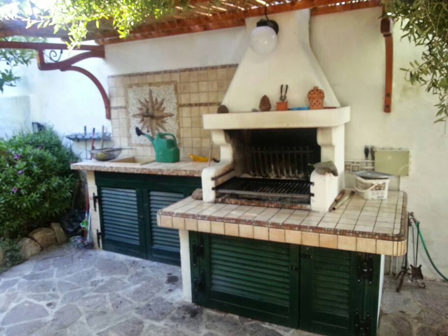 barbecue e lavello esterno