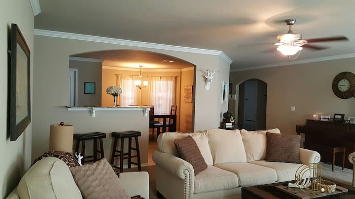 3 Bedroom Home, Gated Neighborhood