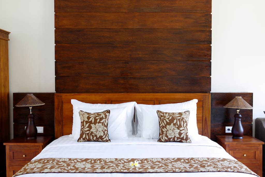 Double Bed