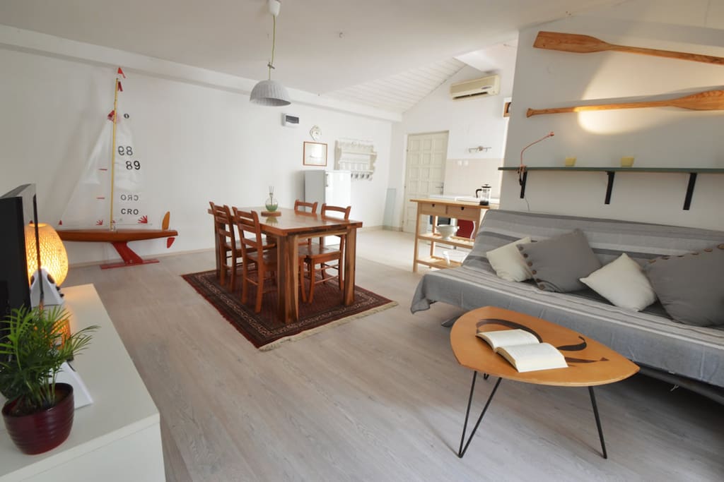 Living Room & Kitchen