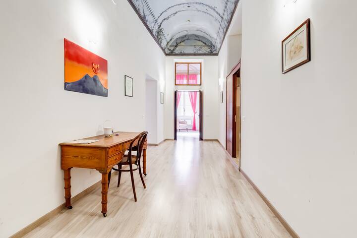 Rampa Mignanelli Apt – next Spanish steps