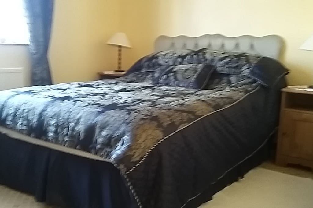 the regal blue room double ensuite