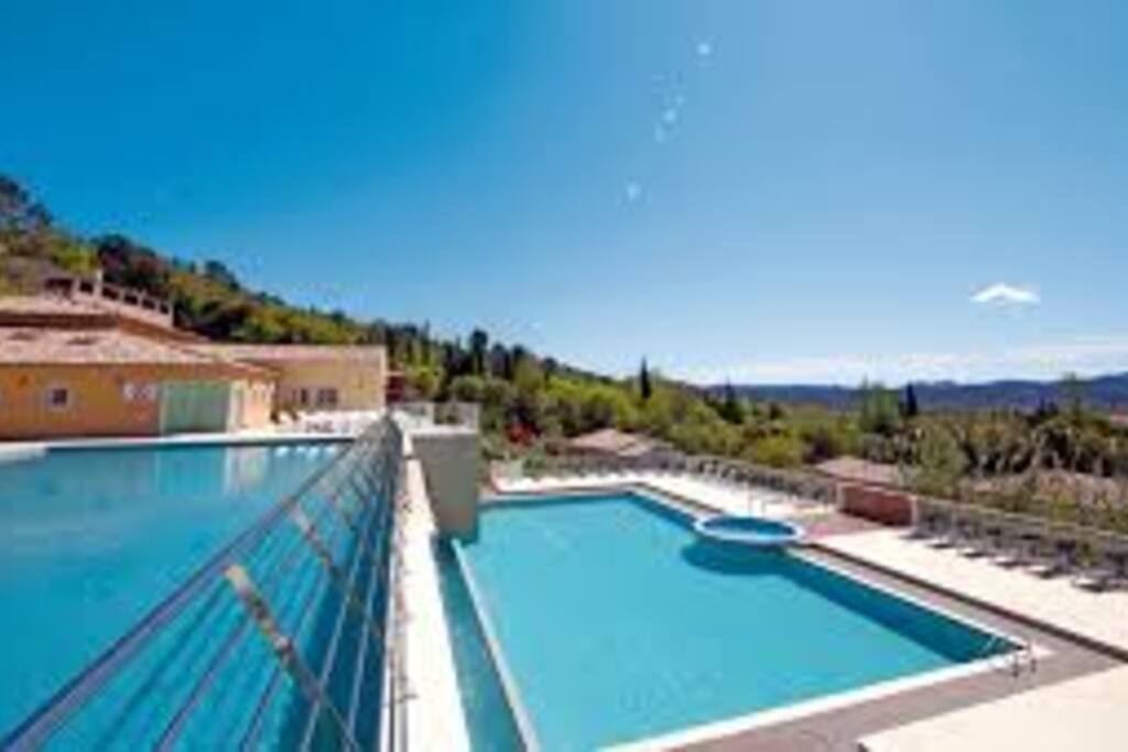 Les piscines
