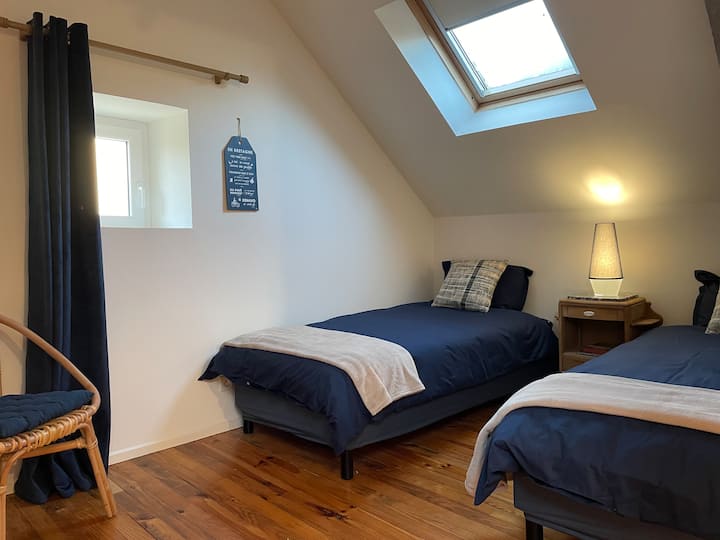 Dormitorio 2 2 2 
camas 90x190cm
Cuarto de baño en suite