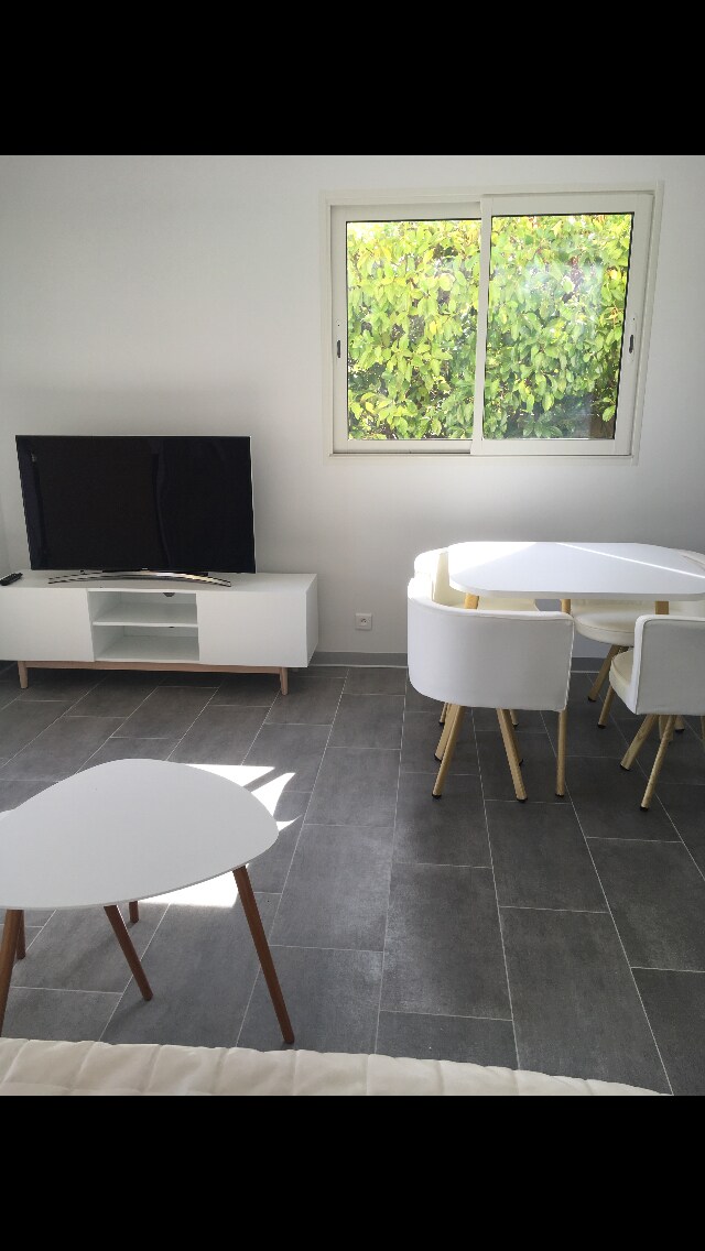 Popular Airbnb listing: Two-room apartment with garden, above-ground pool, Porto Vecchio. in Porto Vecchio