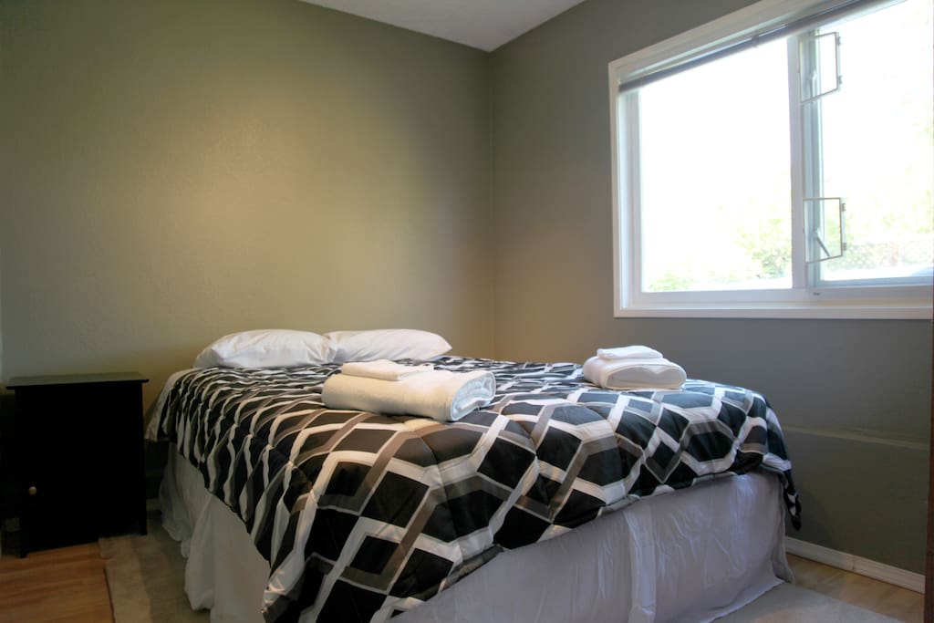 Bedroom #1 new queen bed.