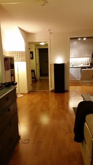 View to the kitchen and hallway.