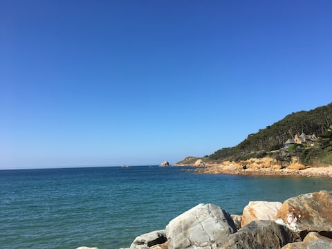 Successful Airbnb property: Vacation home very close to sea 4 people in Plougasnou