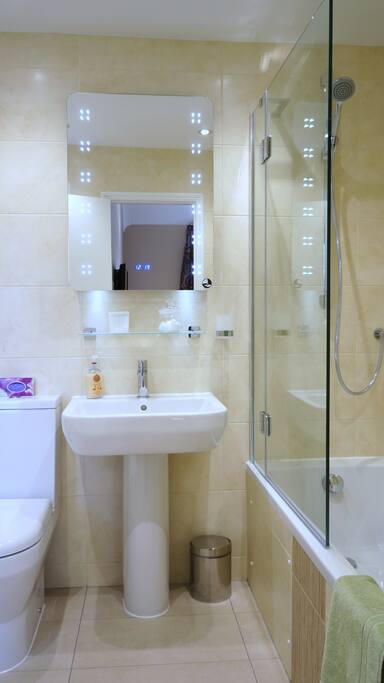 Ensuite bathroom