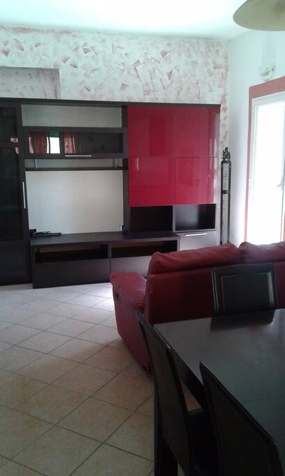 Foto soggiorno con ingresso terrazza