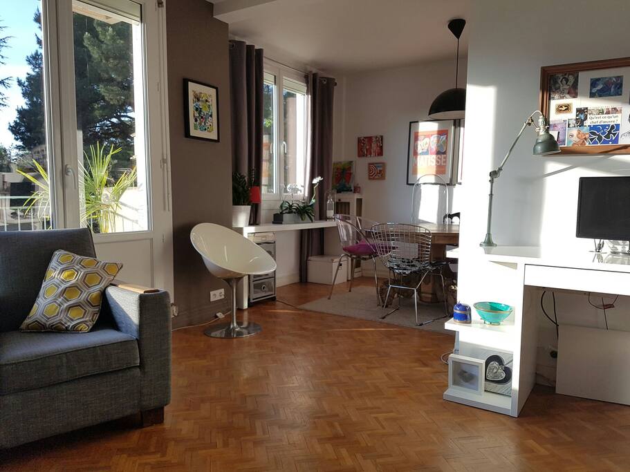 côté salle à manger