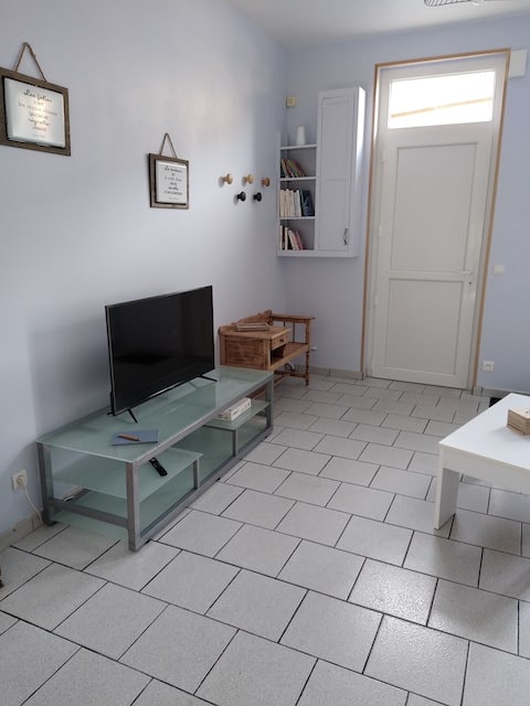Popular Airbnb listing: "La Cevalou" gîte close to the sea in Fécamp