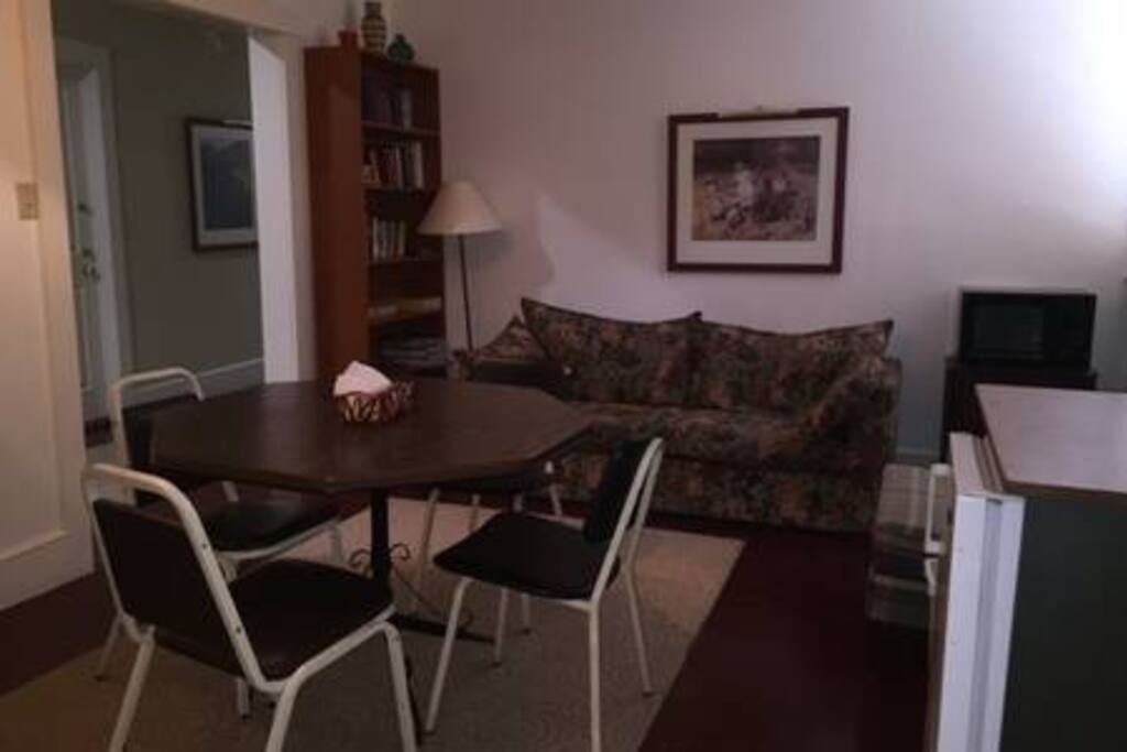 Room For Rent Erin Village On Room For Rent Erin Village On
