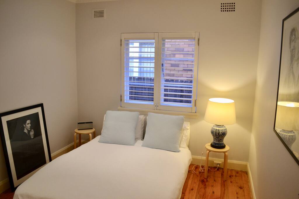 Queen Bedroom