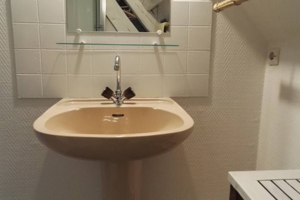 le cabinet de toilette
