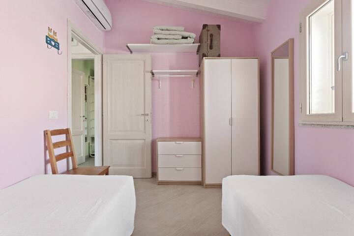 غرفة النوم 2