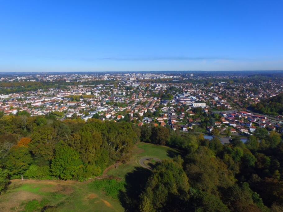 Vue sur Pau depuis le domaine