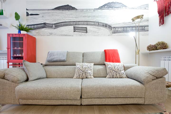 ♥️♥️♥️ The City EPI-CENTER gallery image 2