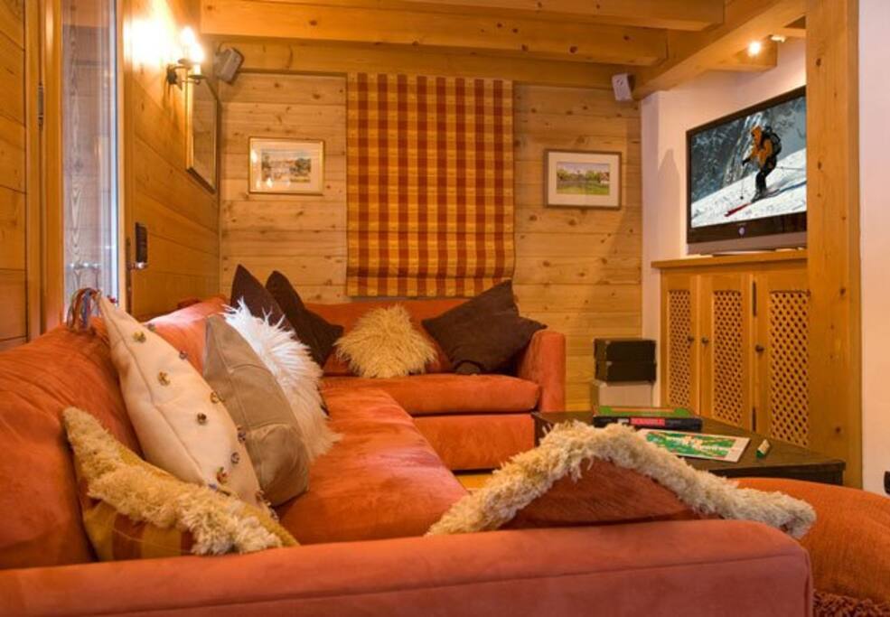 TV Room - available for one night bookings only