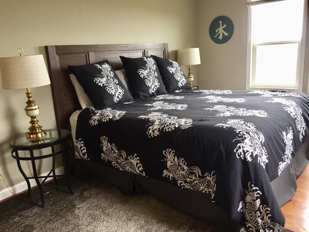 King Bedroom - mashuka mazuri na Mionekano ya Ocen.