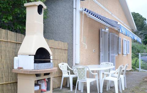 Casa le Farfalle. Private parking!