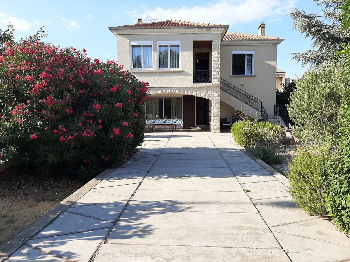Entressen Holiday Rentals Homes Provence Alpes Cote D Azur France Airbnb